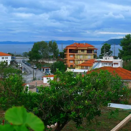 Holiday home Family And Friends Villa, City Center, 50 Mtrs From Sea Level Neos Marmaras